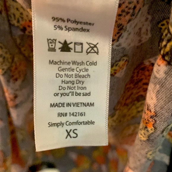 🎃 Candy Corn LuLaRoe Randy Tee - NWT XS - Picture 5 of 6